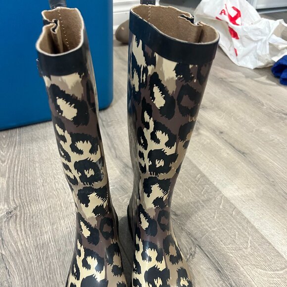 Leopard Print Rain Boots - Picture 2 of 2